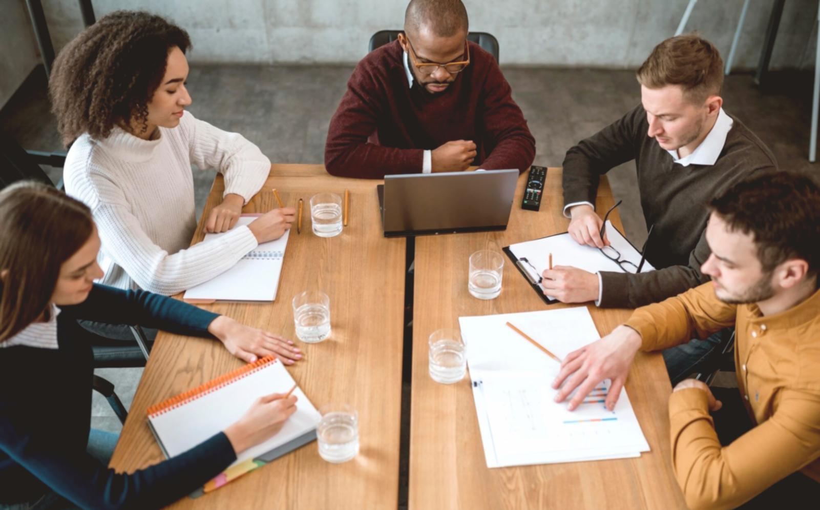 Analyse approfondie des comportements financiers